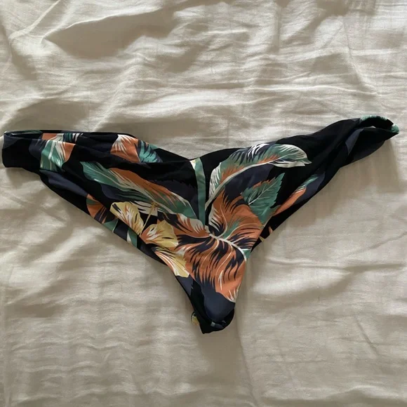 Roxy bikini - Picture 2 of 6